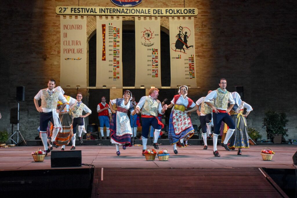 Foto del festival internazionale del Folklore edizione 2022 - Li Pistacoppi