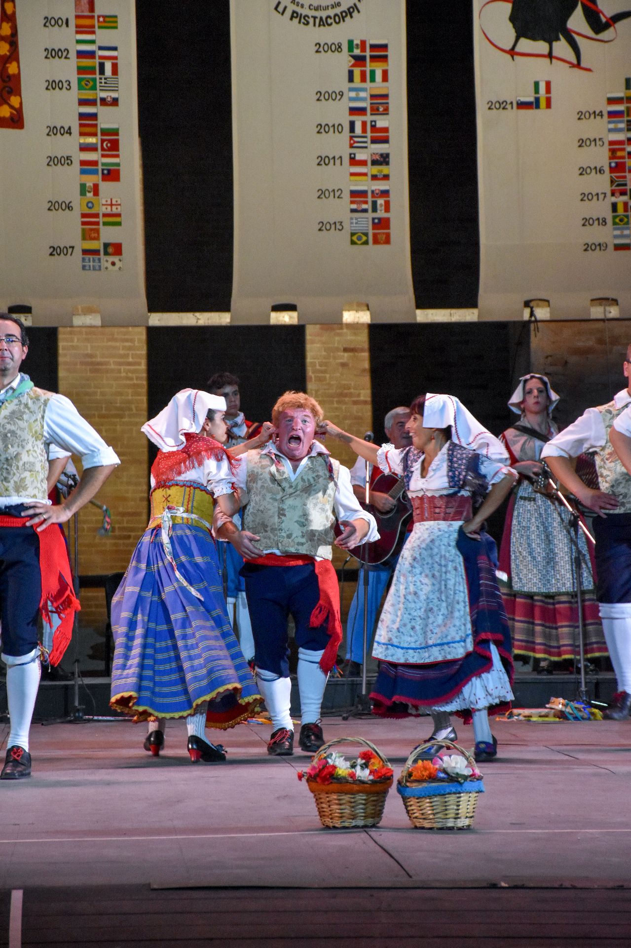 Foto del festival internazionale del Folklore edizione 2022 - Li Pistacoppi